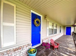 601 E Lowell Ave, Cave Springs, AR 72718