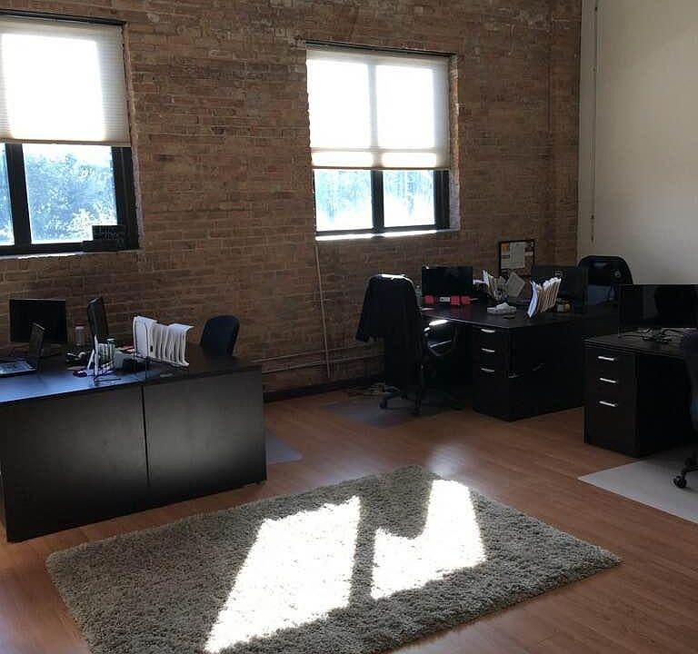 1st image of 4255 N Honore St Ste 207