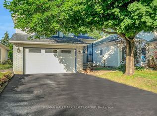 1209 Whiterock St, Ottawa, ON K1J 1A7