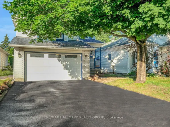 1209 Whiterock St, Ottawa, ON K1J 1A7
