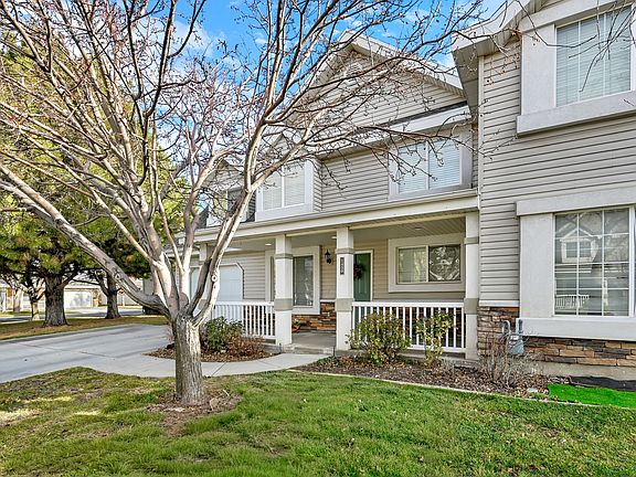 4th image of 1430 Cobblestone Ln