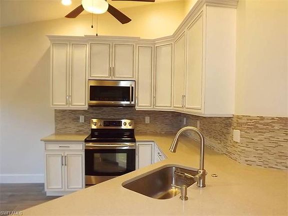 4th image of 3795 Fieldstone Blvd #1105