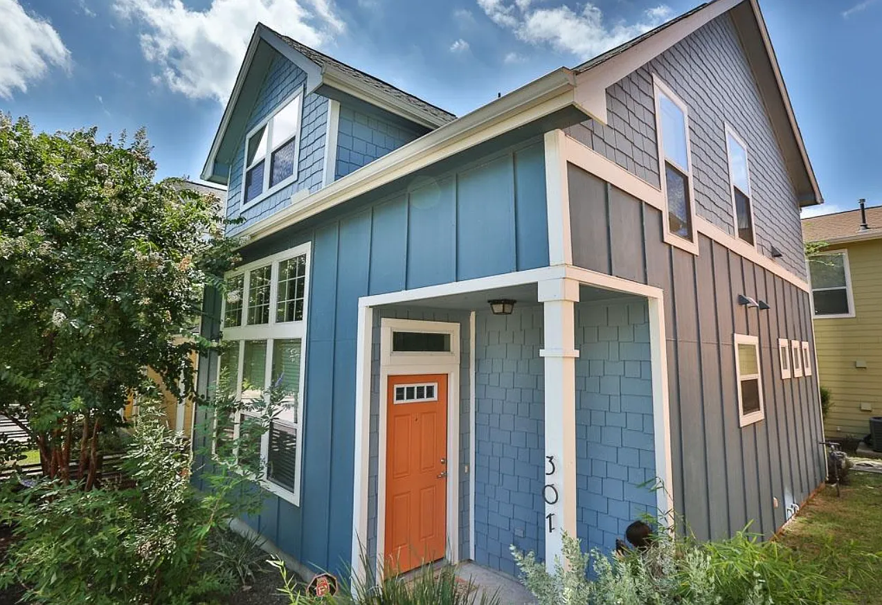 2 bed, 1213 sqft, $2,600 — Photo 3