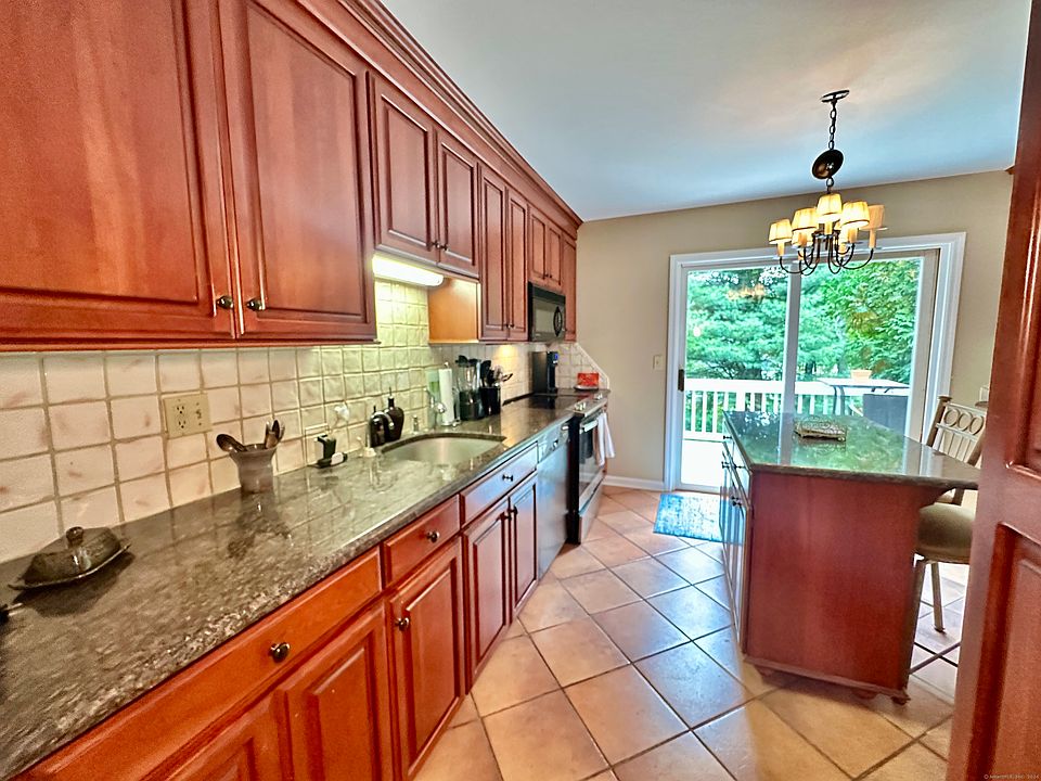 Woodbury Hill 38 Woodbury Hl Woodbury CT Zillow