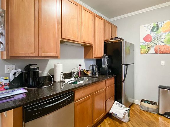 4th image of 1619 W Wallen Ave #W2
