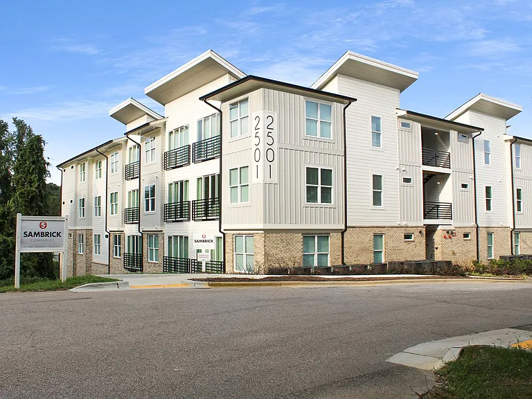 Pine Village Apartments — Photo 7