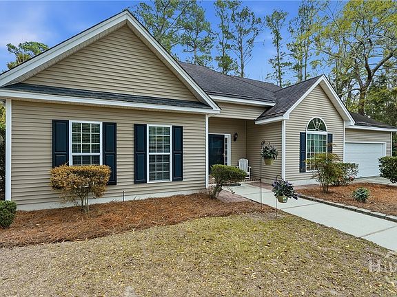 3rd image of 113 Suffolk Road