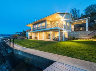 1422 S Lakeshore Rd, Chelan, WA 98816