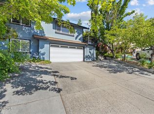 1090 Hartford Ct, Reno, NV 89503