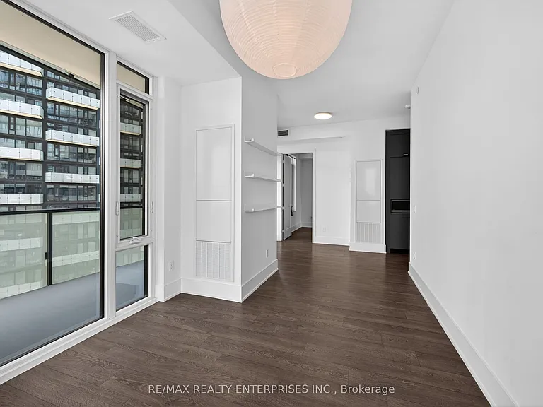 470 Front St W #2306 — Photo 14