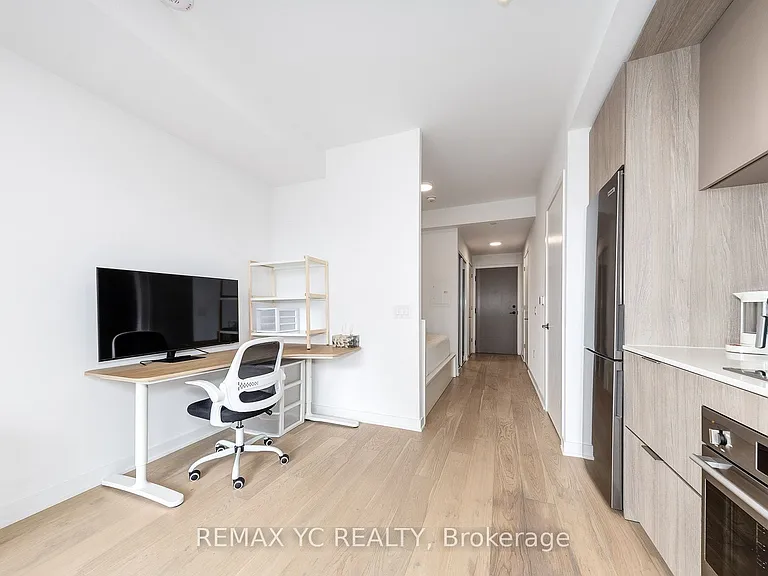 130 River St #1906 — Photo 9