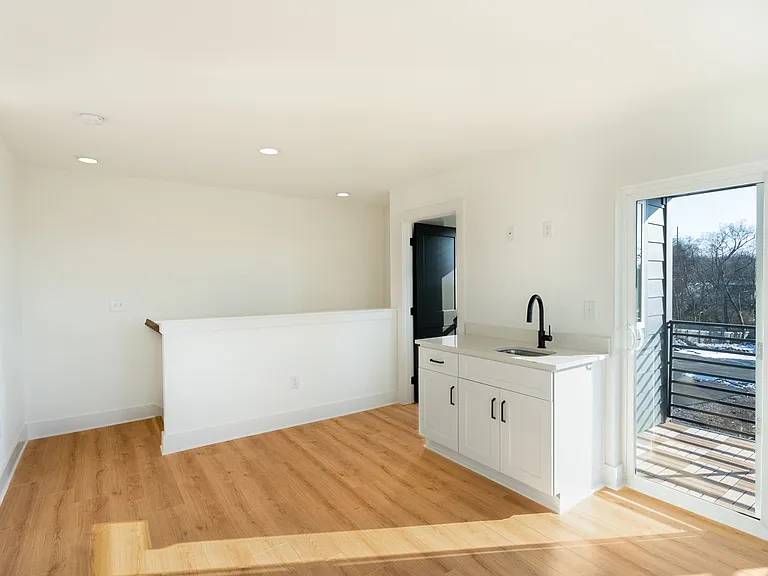 102 Duke St #8 — Photo 19