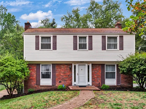 2609 Autumnwood Dr, Glenshaw, PA 15116