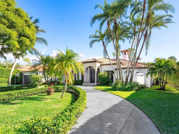 598 N Country Club Drive, Atlantis, FL 33462