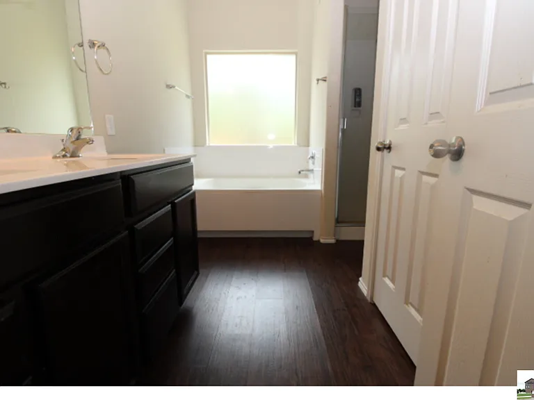 1202 Stonewall Rdg — Photo 22
