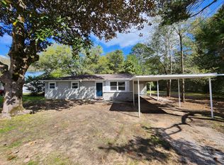 5805 Pinecrest Rd, Crestview, FL 32539