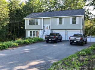 21 Jays Way, Hampden, ME 04444