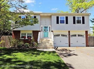 42 Gerald Pl, Bayville, NJ 08721
