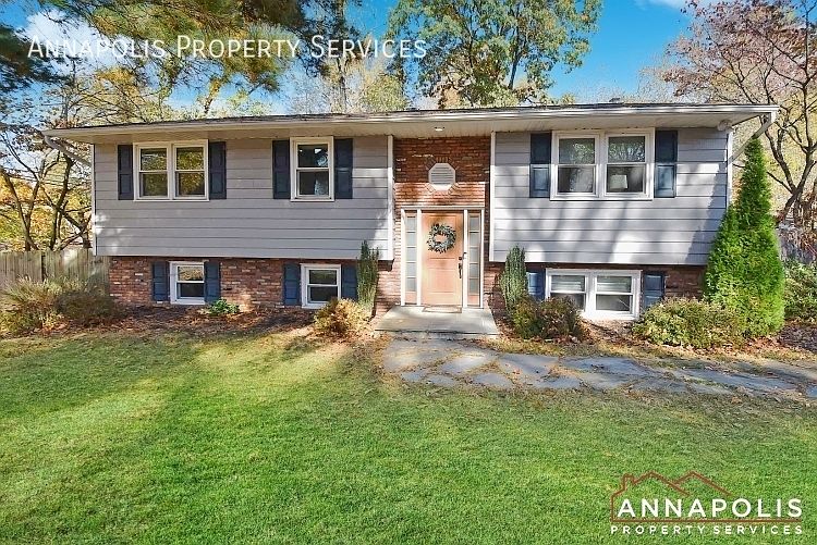 1st image of 1050 Sun Valley Dr