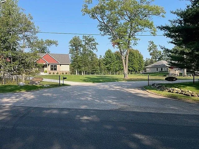 0 Locksley Ln photo 1