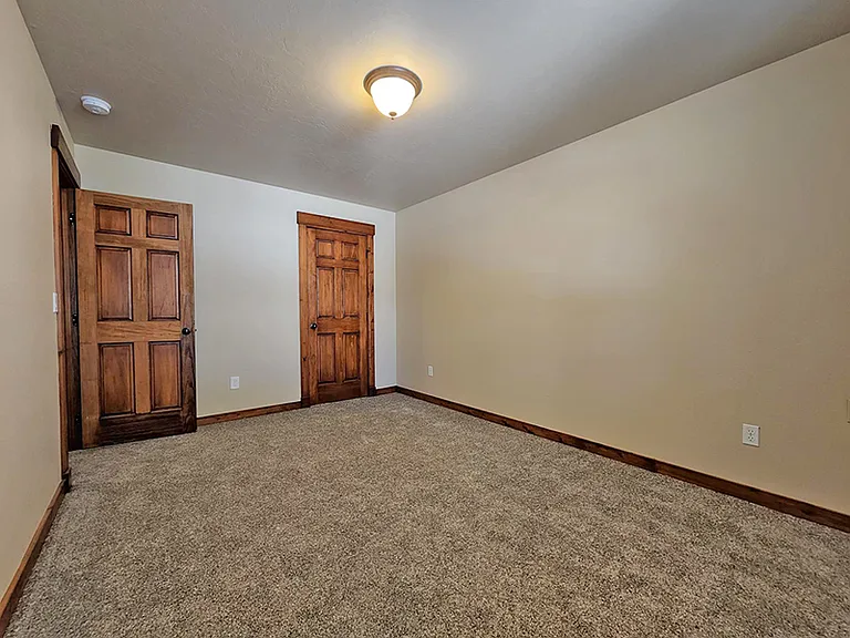 115 N Gem St — Photo 7