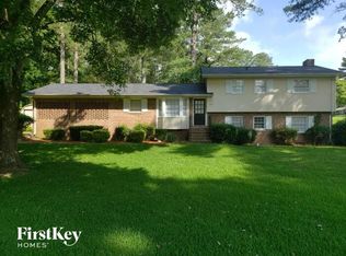 4455 Lakeridge Cir SW, Atlanta, GA 30331