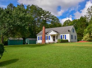 1123 Robert C Kellam Rd, Pinnacle, NC