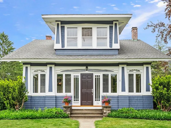 34 Great Rd, Maynard, MA 01754