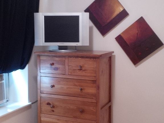 3rd image of 213 E 73rd St APT 44