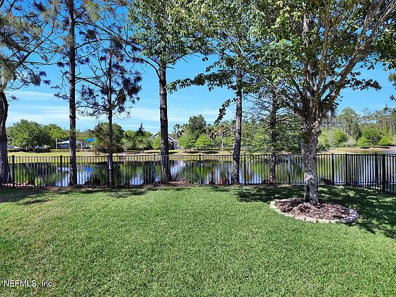 3rd image of 166 WHITE MARSH Drive