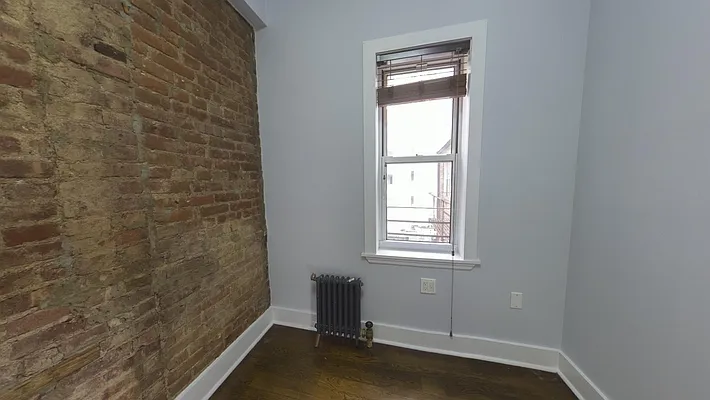 Rented by Compass | media 7