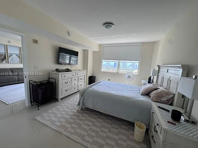 19501 W Country Club Dr #2115 — Photo 12