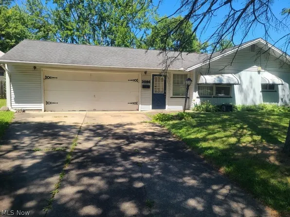 3086 Greenfield St NW, Warren, OH 44485