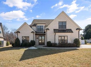 3912 Wynne Brook Ct, High Point, NC 27265