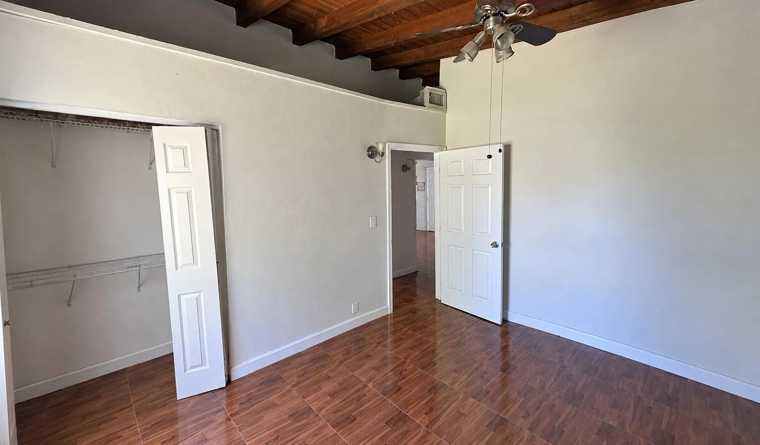 2 bed, 1.0 bath, 725 sqft, $2,450 — Photo 3