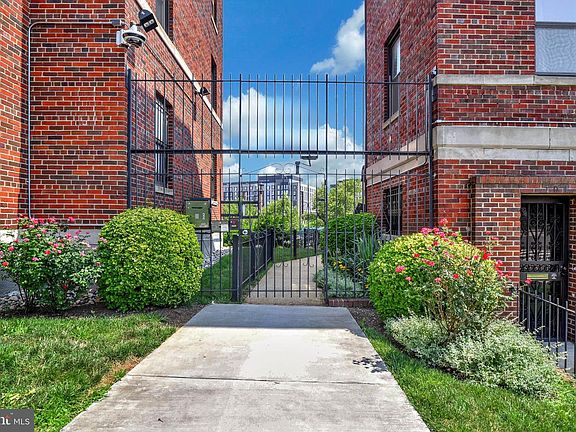 3rd image of 80 New York Ave NW APT 303