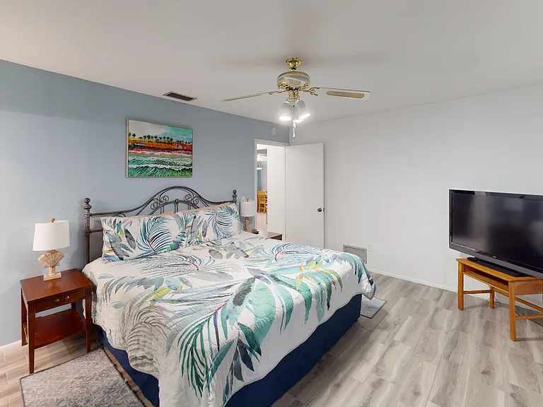 1819 Juniper Dr — Photo 11