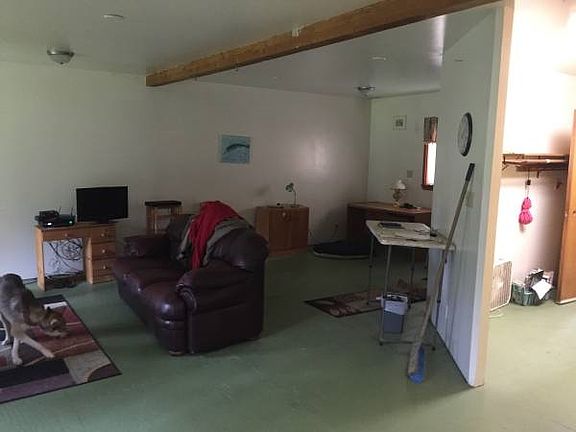 4th image of 3847 Venture Ln