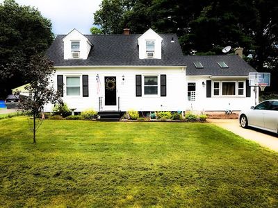 22 Smyrna St, West Springfield, MA, 01089