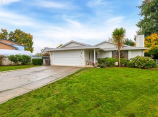 1075 S Grant Ct, Canby, OR 97013