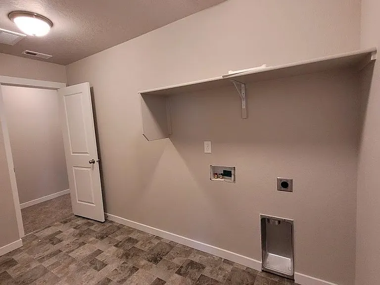 17795 Stony Ridge Ave — Photo 20