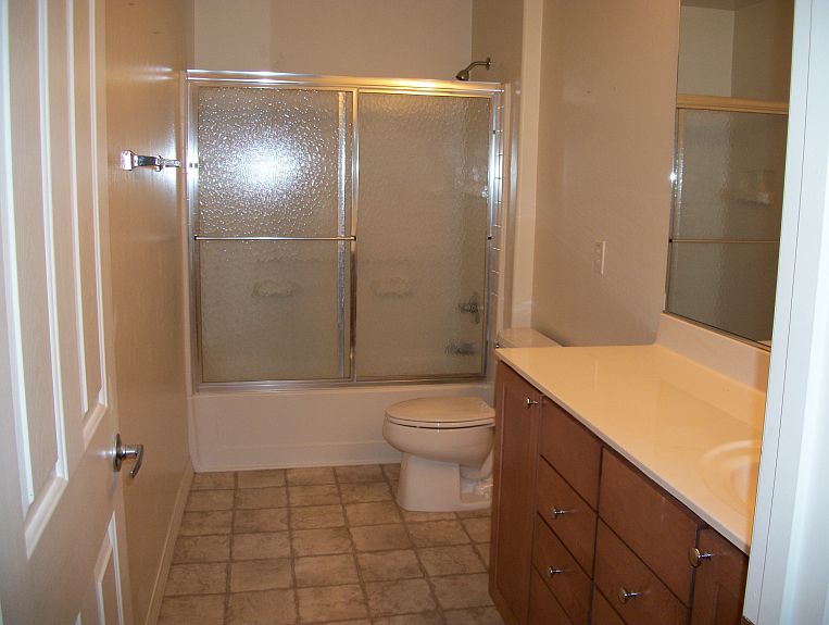 1st image of 4691 W Lindenthal Ln