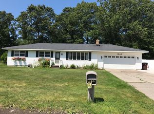 1843 Kings Ct, Muskegon, MI 49445