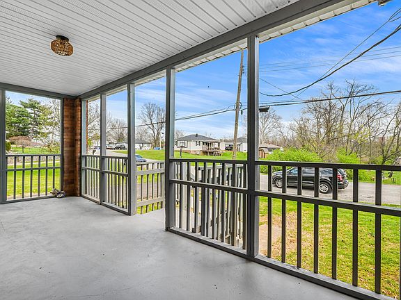 4th image of 1002 Orchid Rd