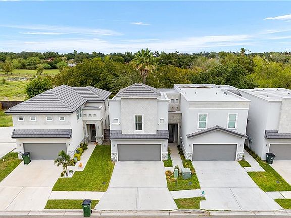 2nd image of 2323 Corales St