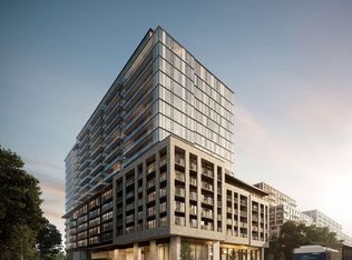 86 Dundas St E #406, Mississauga, ON L5A 1W4