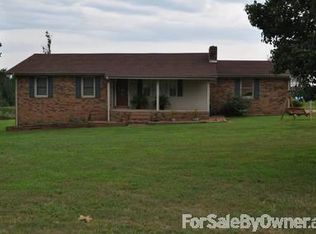 600 Enoch Cemetery Rd, Huntingdon, TN 38344