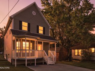 425 Atlantic Ave, Knoxville, TN 37917