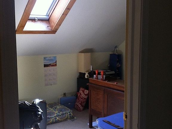 studio for writing, painting or message and meditation or se