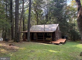 2082 Pine Grove Rd, Fayetteville, PA 17222